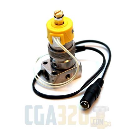 Picture of CO2 Regulator Solenoid with 15490-5 manifold (24V)