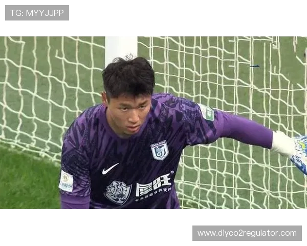 李国旭谈黄子豪骨折与大连足球精神:队长肩负重任需为球队树立榜样 李国旭谈黄子豪骨折与大连足球精神:队长肩负重任需为球队树立榜样