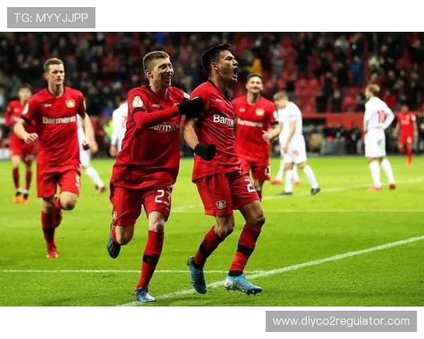 弗赖堡迎战霍芬海姆 金特尔格里福首发 克拉马里奇曹法尔出战 弗赖堡迎战霍芬海姆 金特尔格里福首发 克拉马里奇曹法尔出战