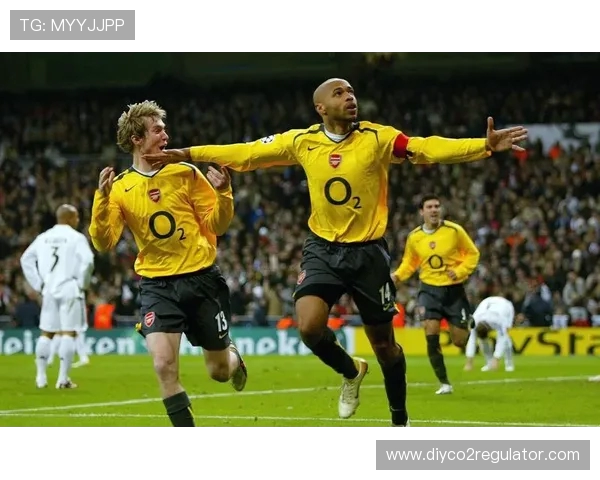 亨利力挺欧冠三大热门球队枪手拜仁与卫冕冠军巴黎争锋荣耀