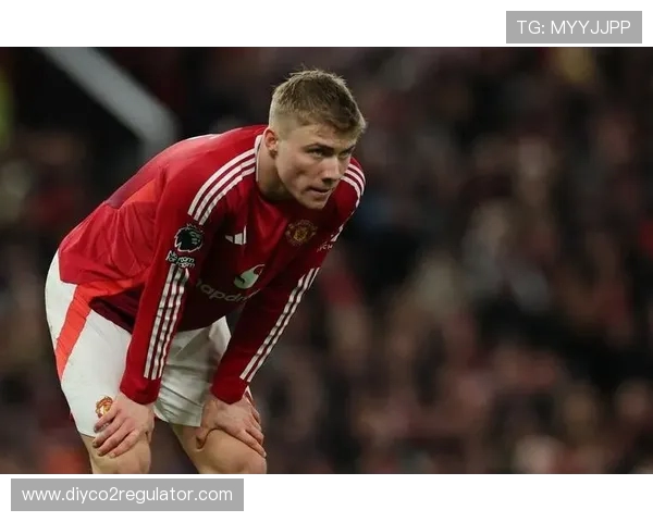 霍伊伦：不喜欢过多谈论自己表现 高兴能为球队贡献力量